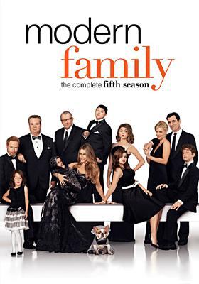 Modern family. Season 5 cover image