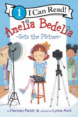 Amelia Bedelia gets the picture cover image
