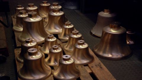 Making Stuff: Season 2. Episode 22, Bells cover image cdn