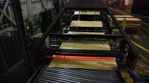 Making Stuff: Season 2. Episode 42, Plywood cover image cdn