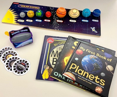 Solar System [Science kit] cover image