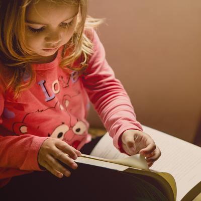 girl reading